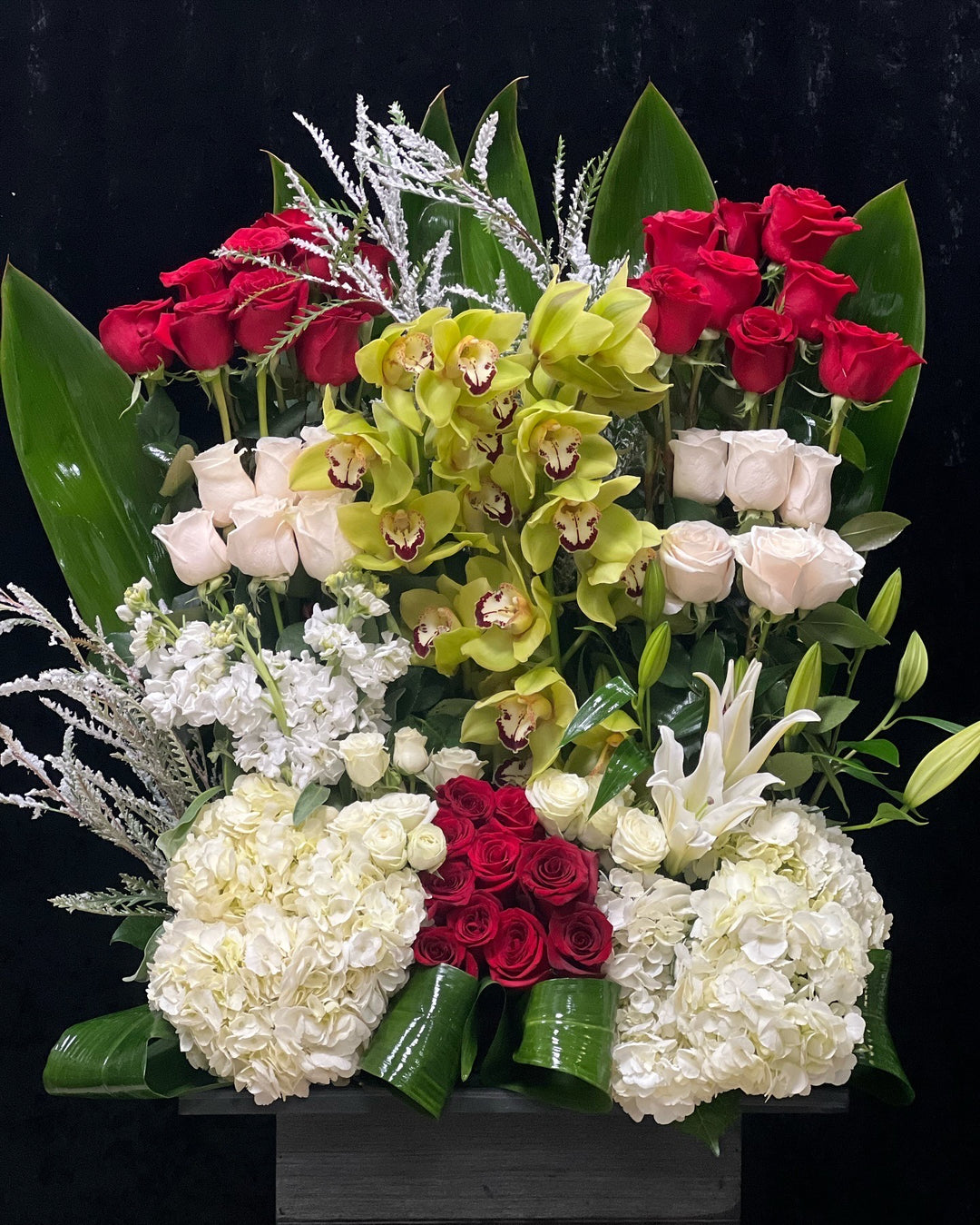 Opulence Red & Green Box Set - Encino Florist
