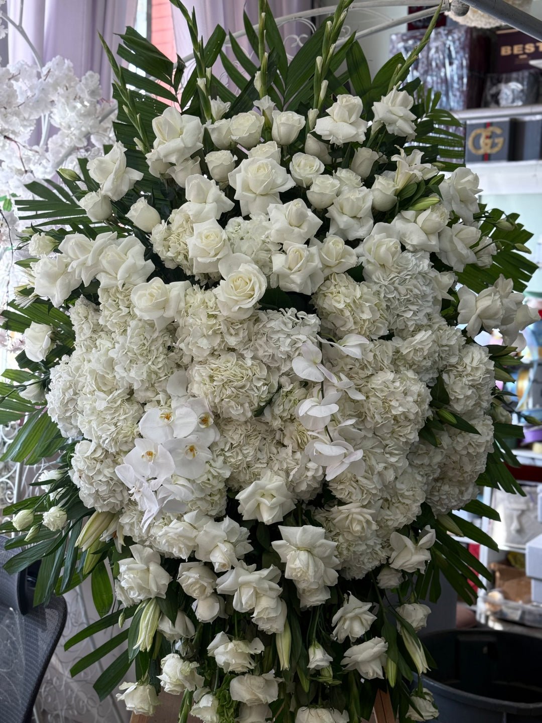 Pure Serenity Deluxe Spray Stand