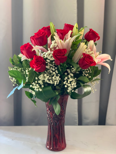 1 Dozen Red Roses With Lilies
